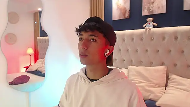 Aiden Rivers  online show from 03-31-26, 12:49