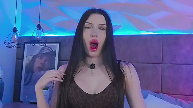 EfiKhalifa online show from 04-12-26, 04:17