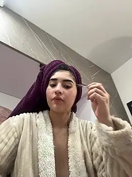 Snapshot of Kattengel_ chatting on 06-28-26, 08:37 Kattengel online show from 06-28-26, 08:37