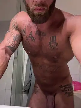 Snapshot of Tiziano94 chatting on 07-14-26, 04:13 Tiziano94 online show from 07-14-26, 04:13