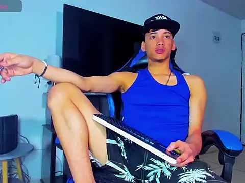 Lyam Russo online show from 04-09-26, 05:07