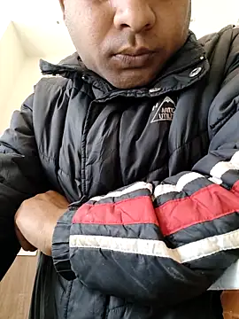 Snapshot of Amina___trans__sexy chatting on 02-27-26, 07:19 Amina trans sexy online show from 02-27-26, 07:19