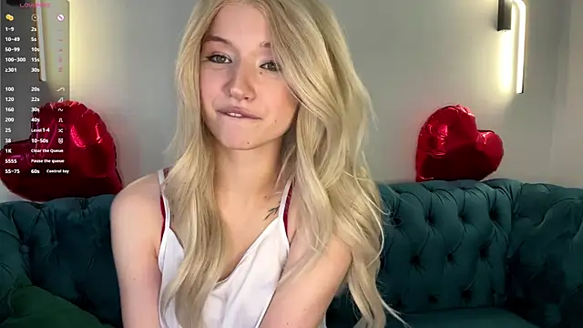 Snapshot of PrincessSwelgart chatting on 05-10-26, 03:17 PrincessSwelgart online show from 05-10-26, 03:17