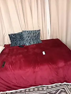 Snapshot of Mimirosexxx chatting on 02-17-26, 12:18 Mimirosexxx online show from 02-17-26, 12:18