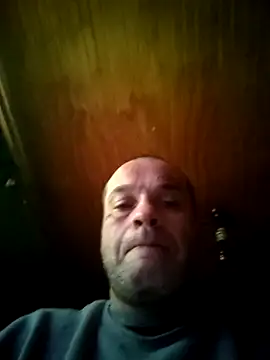 Snapshot of SaneBenadryl chatting on 05-17-26, 02:46 SaneBenadryl online show from 05-17-26, 02:46
