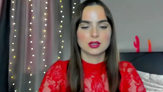 Snapshot of megann_fox2 chatting on 04-30-26, 03:07 megann fox2 online show from 04-30-26, 03:07