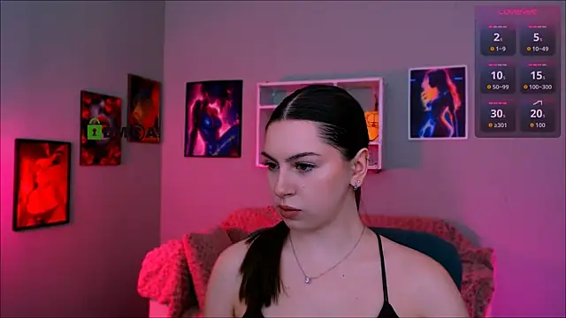 Snapshot of amalialowell chatting on 05-28-26, 09:17 amalialowell online show from 05-28-26, 09:17