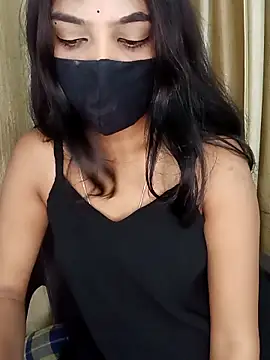 Cutie babes01 online show from 04-13-26, 05:18