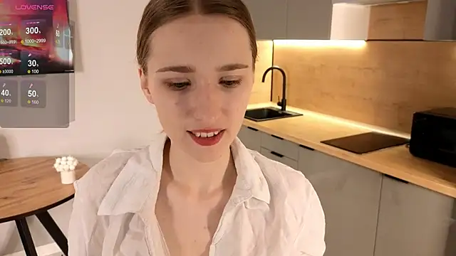 AshleyyJones online show from 04-30-26, 02:12