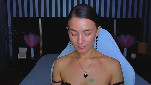 GracefulMichelle online show from 06-20-26, 07:27