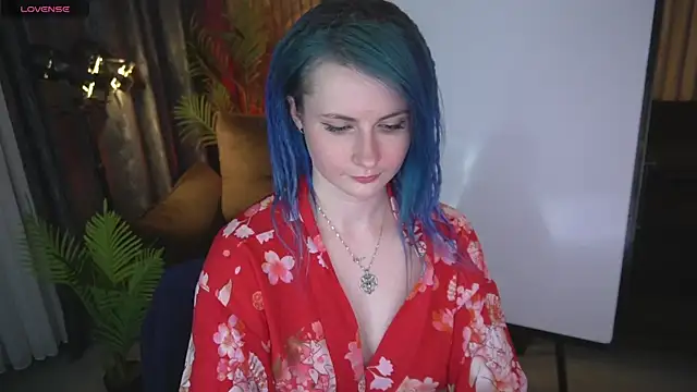 Snapshot of AlisaGracee chatting on 06-16-26, 07:05 AlisaGracee online show from 06-16-26, 07:05