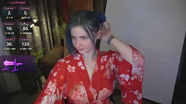 Snapshot of AlisaGracee chatting on 06-19-26, 05:23 AlisaGracee online show from 06-19-26, 05:23