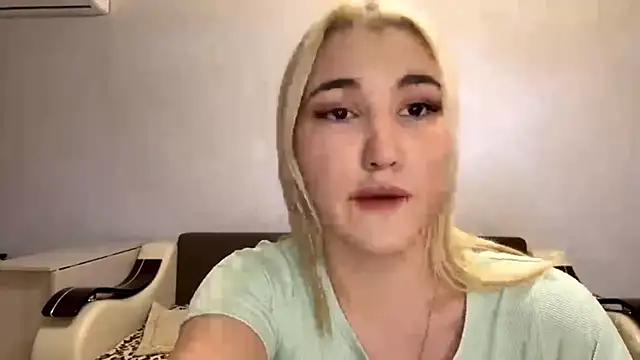 MerryVideo online show from 04-02-26, 04:48