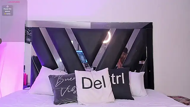 Mia Iron online show from 03-21-26, 01:37