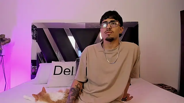 Mia Iron online show from 04-04-26, 12:13