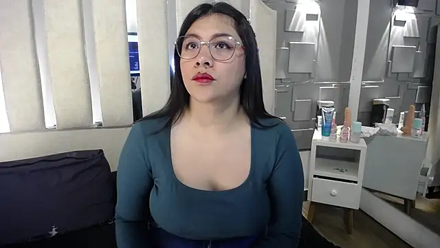 Snapshot of belen_green chatting on 06-26-26, 11:14 belen green online show from 06-26-26, 11:14