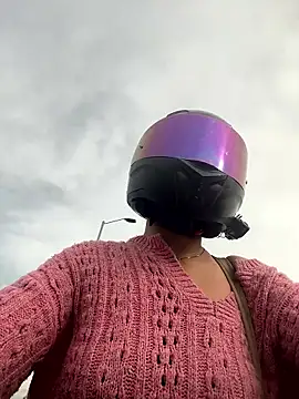 aleessiia online show from 04-13-26, 01:05