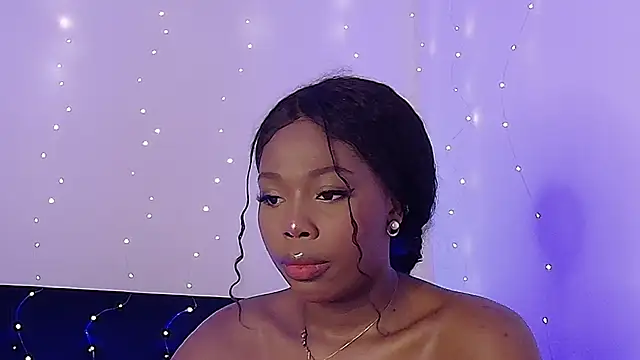 Lunaruiz online show from 02-24-26, 11:25