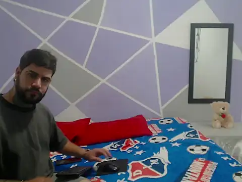 Snapshot of couple__hott069 chatting on 03-03-26, 06:30 couple hott069 online show from 03-03-26, 06:30