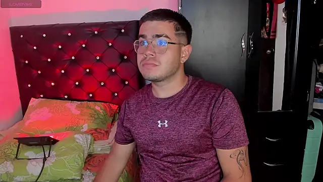 Joseph connor5 online show from 04-19-26, 03:50