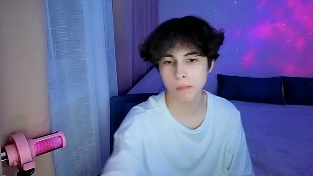  LukaHayes  online show from 03-06-26, 05:42