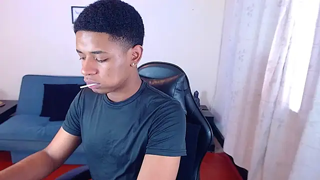 liiam3 online show from 03-04-26, 08:48