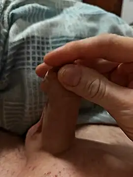 Snapshot of Galizio14 chatting on 02-22-26, 10:41 Galizio14 online show from 02-22-26, 10:41