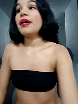 Snapshot of Little-Pussy19 chatting on 02-26-26, 04:22 Little-Pussy19 online show from 02-26-26, 04:22