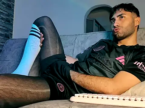 Snapshot of Justdavid_ chatting on 07-09-26, 02:04 Justdavid online show from 07-09-26, 02:04