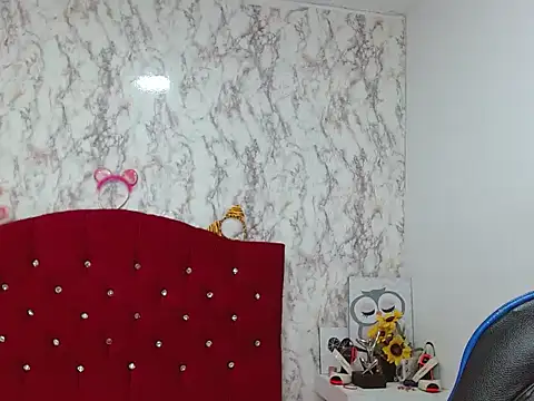 Snapshot of Ailanys_Miller chatting on 02-19-26, 01:07 Ailanys Miller online show from 02-19-26, 01:07