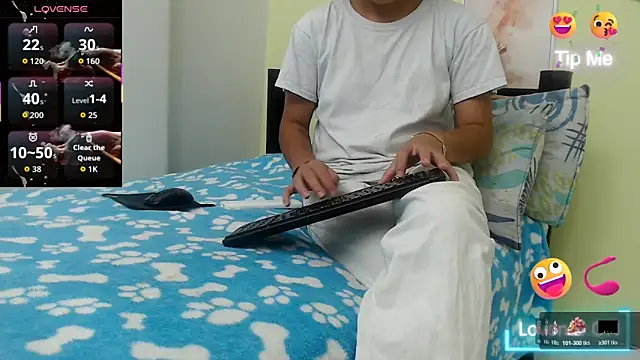 skinnysexy18 online show from 05-23-26, 06:23