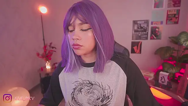 violette clerk1  online show from 04-14-26, 07:31