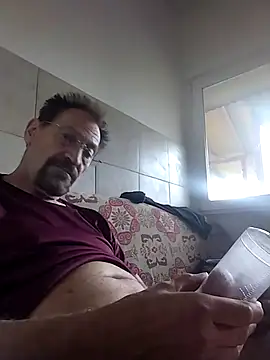 Snapshot of Costy601 chatting on 04-29-26, 01:04 Costy601 online show from 04-29-26, 01:04