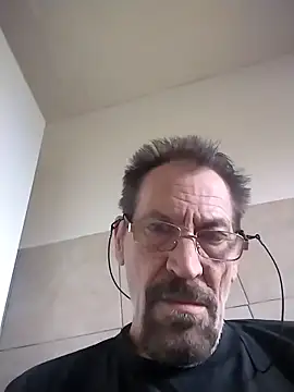 Snapshot of Costy601 chatting on 04-30-26, 12:11 Costy601 online show from 04-30-26, 12:11