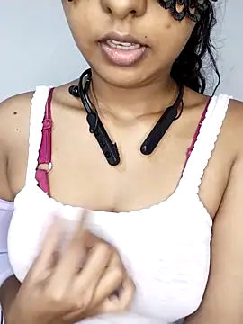 Snapshot of ASHANYA_JAYASOORIYA chatting on 02-19-26, 05:25 ASHANYA JAYASOORIYA online show from 02-19-26, 05:25