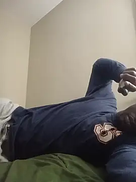 Snapshot of Gym4u2 chatting on 02-18-26, 03:35 Gym4u2 online show from 02-18-26, 03:35