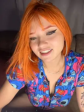Snapshot of alysson_As chatting on 05-27-26, 01:57 alysson As online show from 05-27-26, 01:57