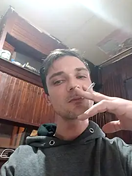Snapshot of UncleDukiJr chatting on 02-17-26, 02:35 UncleDukiJr online show from 02-17-26, 02:35