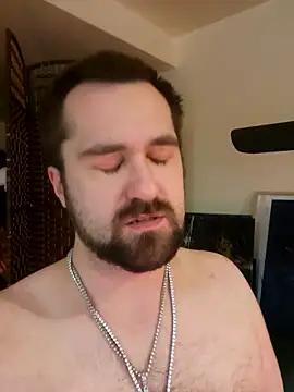 Snapshot of LargeLith chatting on 02-20-26, 05:37 LargeLith online show from 02-20-26, 05:37