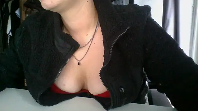 Snapshot of Geileboef28 chatting on 07-06-26, 08:55 Geileboef28 online show from 07-06-26, 08:55