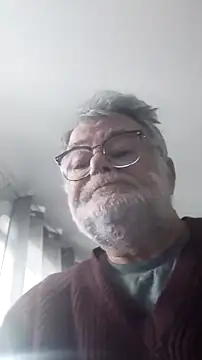 Snapshot of Vieux_pervert chatting on 02-21-26, 10:27 Vieux pervert online show from 02-21-26, 10:27