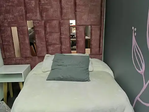 Snapshot of Ashleey__Sweet_ chatting on 02-28-26, 12:06 Ashleey Sweet online show from 02-28-26, 12:06