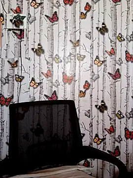 indianstrawberrylips4u online show from 05-07-26, 09:58