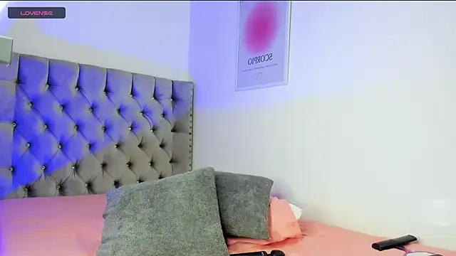 eva cutee  online show from 04-01-26, 08:28