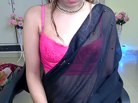 Snapshot of Air_Beauty chatting on 02-19-26, 06:15 Air Beauty online show from 02-19-26, 06:15