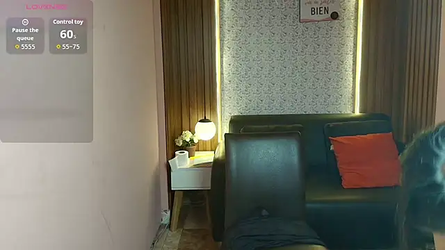 MoriahStorm online show from 07-15-26, 12:54