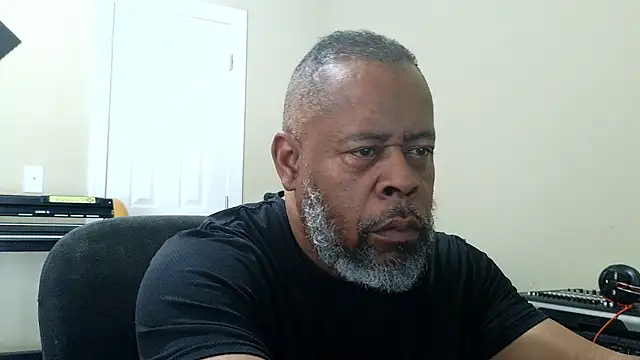 Cleozevo1961 online show from 03-13-26, 05:19