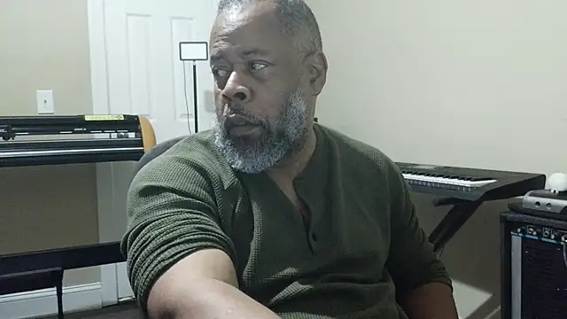 Cleozevo1961 online show from 03-25-26, 03:56