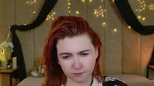 Snapshot of Melanie_Stouns chatting on 05-15-26, 04:03 Melanie Stouns online show from 05-15-26, 04:03