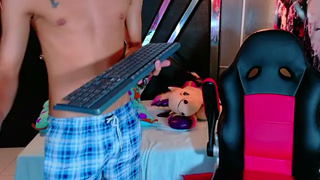 EstevenBrown1 online show from 02-18-26, 01:18